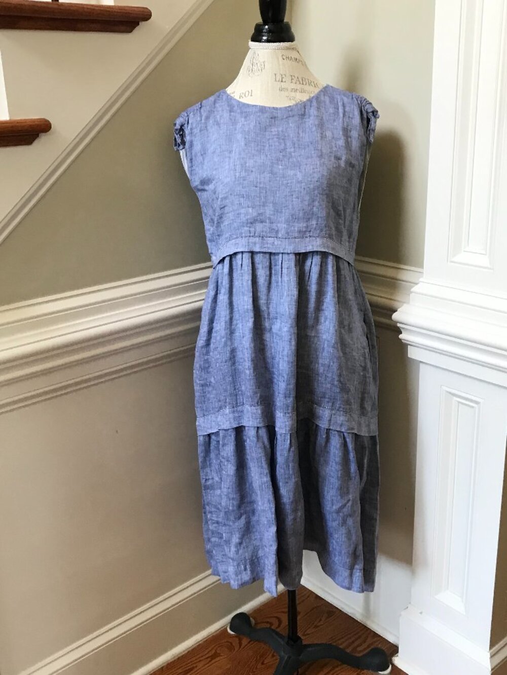 Peserico Tiered Midi Dress Womens 42 Medium Blue Linen Crew Neck Monili Trim